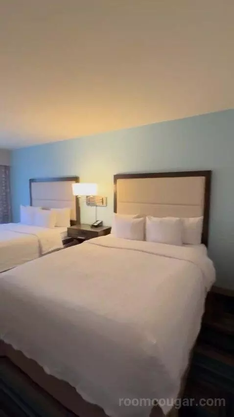 Queen Room with Two Queen Beds bed picture #12