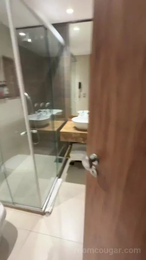 Standard Double Room bathroom picture #1
