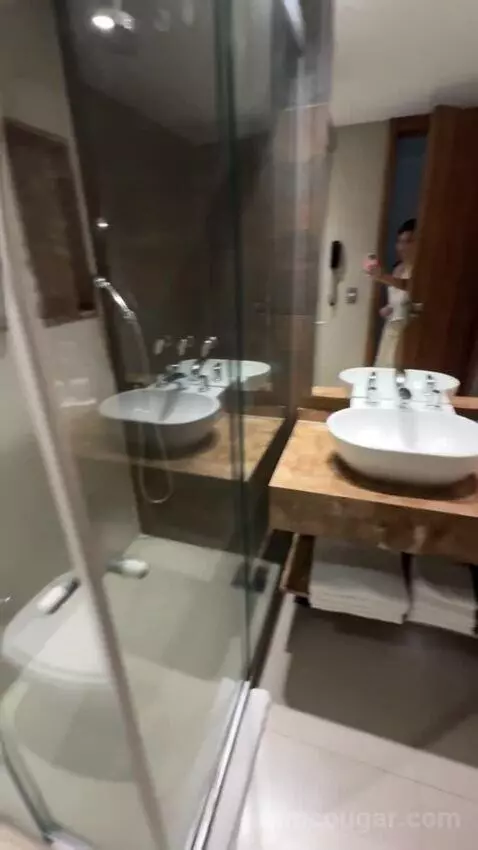 Standard Double Room bathroom picture #6