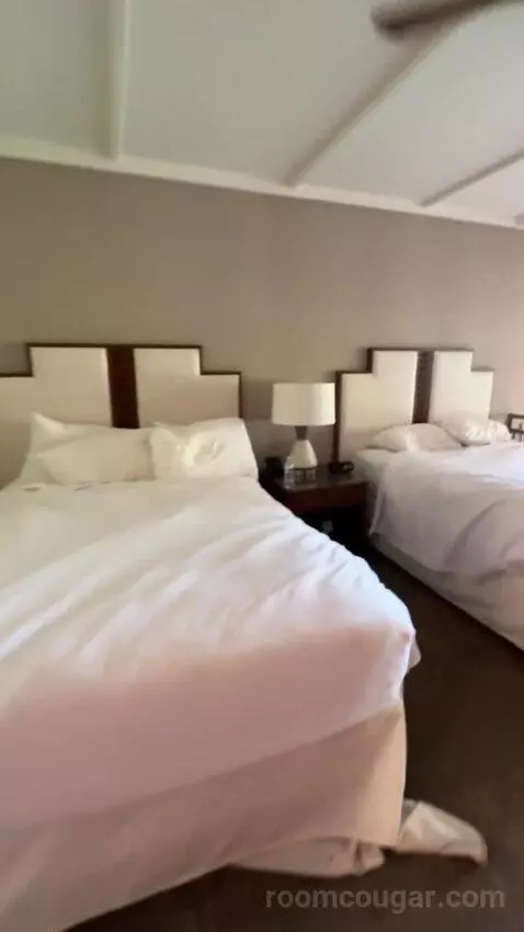 Premium Garden View - 2 Queen Beds bed picture #5