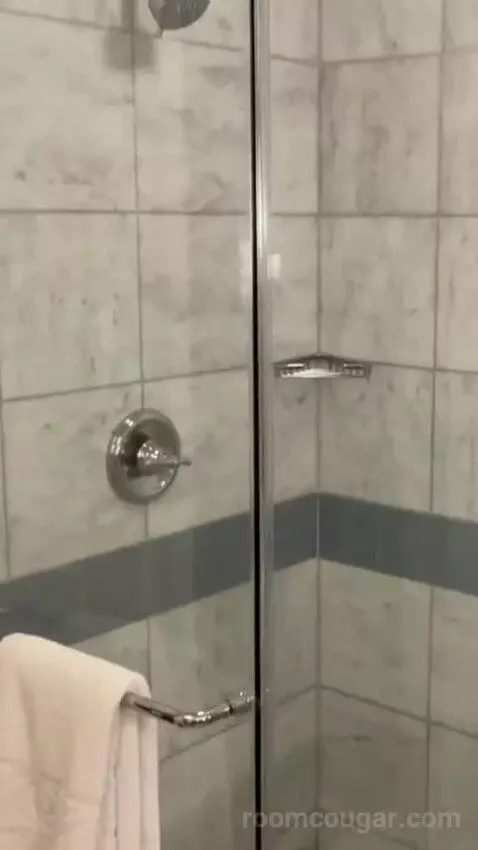 Augustus Premium Room, King bathroom picture #8