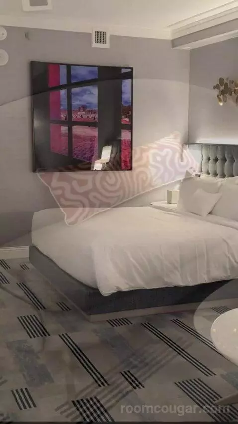 Gold King Strip Best View bed picture #9