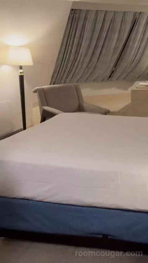 Pyramid King Corner Suite bed picture #4