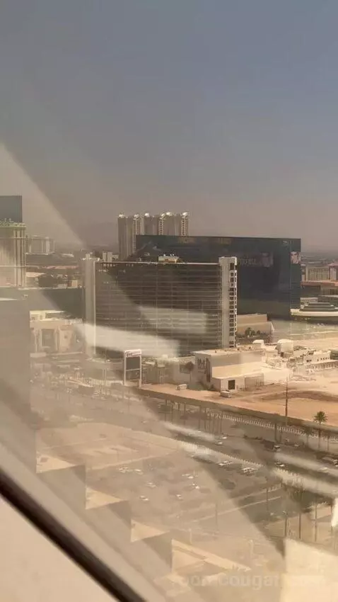 Pyramid King Corner Suite view picture #9