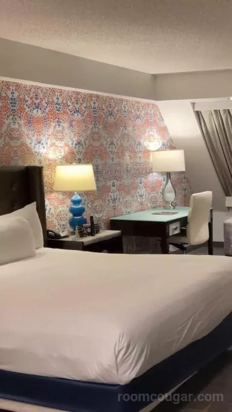 upupandourway's review preview (Luxor)