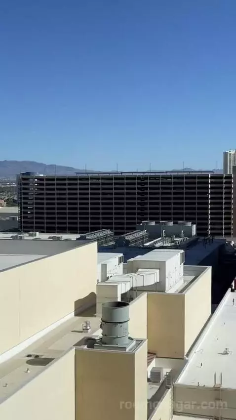 Palazzo Luxury King Suite view picture #1