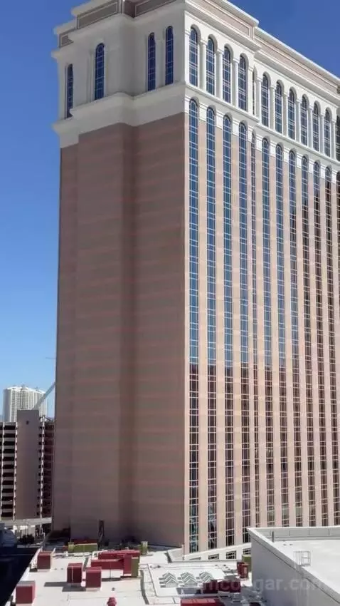 Palazzo Luxury King Suite view picture #7