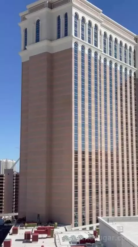 Palazzo Luxury King Suite view picture #12