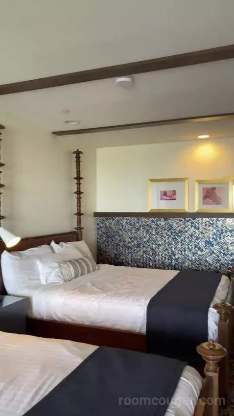 Tower Premium 2 Queen Room bed picture #9