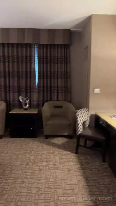 Rush Tower Luxury Suite bed picture #2