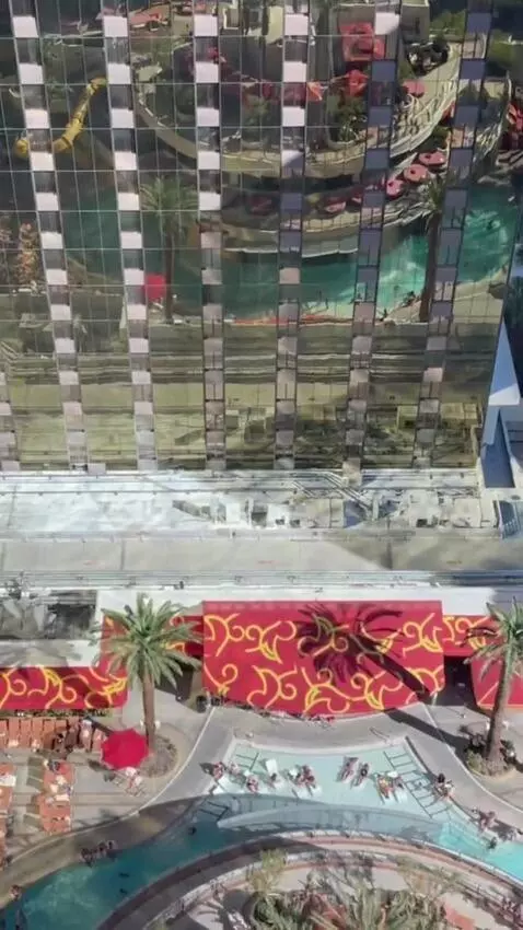 Rush Tower Luxury Suite view picture #9