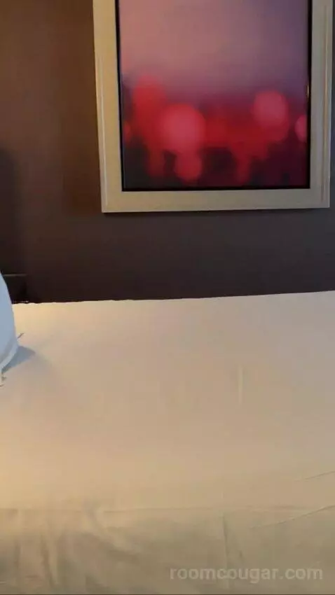 Deluxe King Room bed picture #7