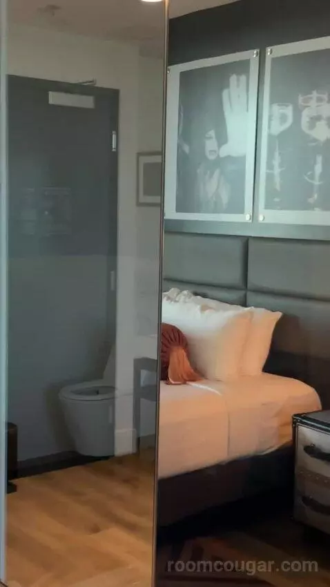 King Room bed picture #10
