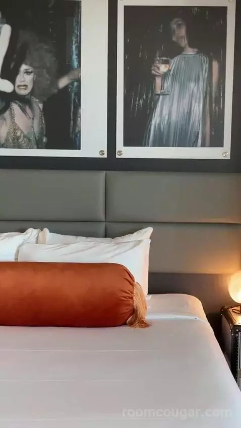 King Room bed picture #5
