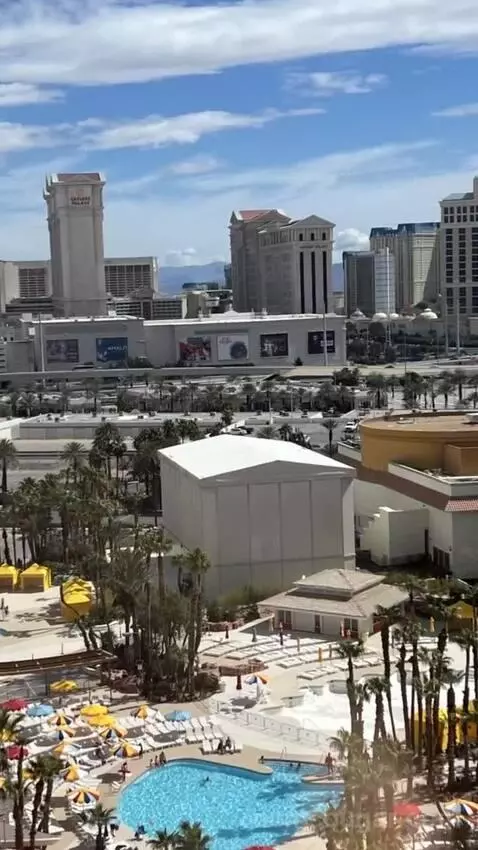 King Suite Room view picture #7
