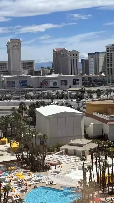King Suite Room view picture #9