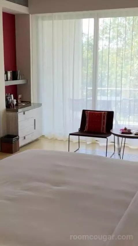King Beach Area bed picture #9