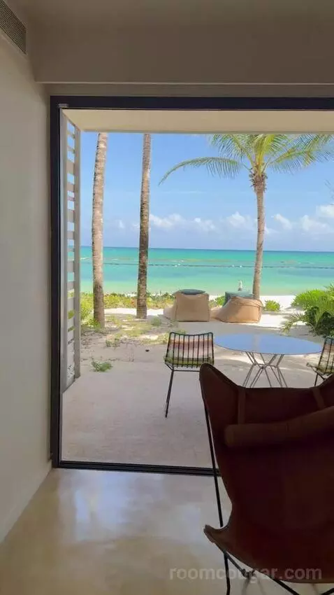 Beach Front Plunge Pool Suite picture #14