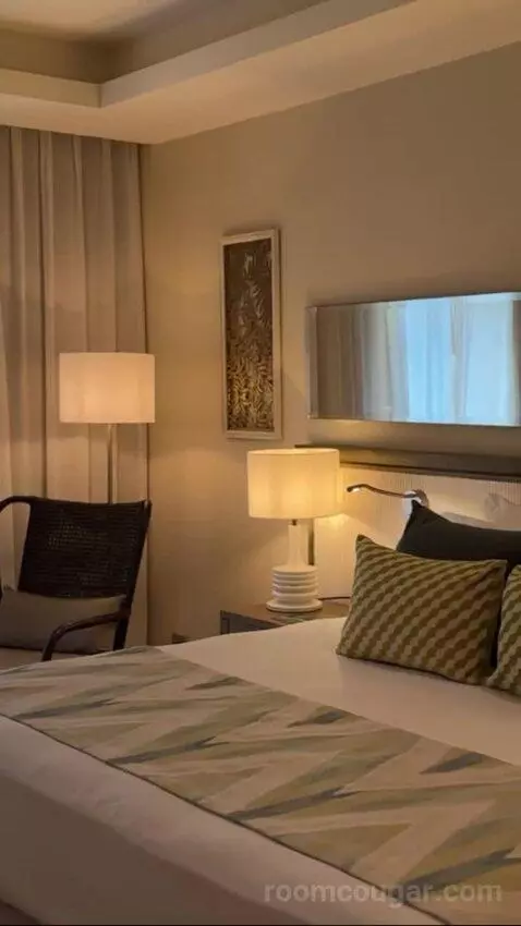 Privileged Deluxe Room bed picture #1