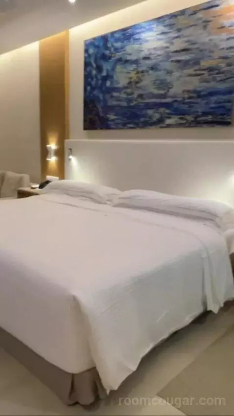 Ocean Front Jr Suite view picture #2