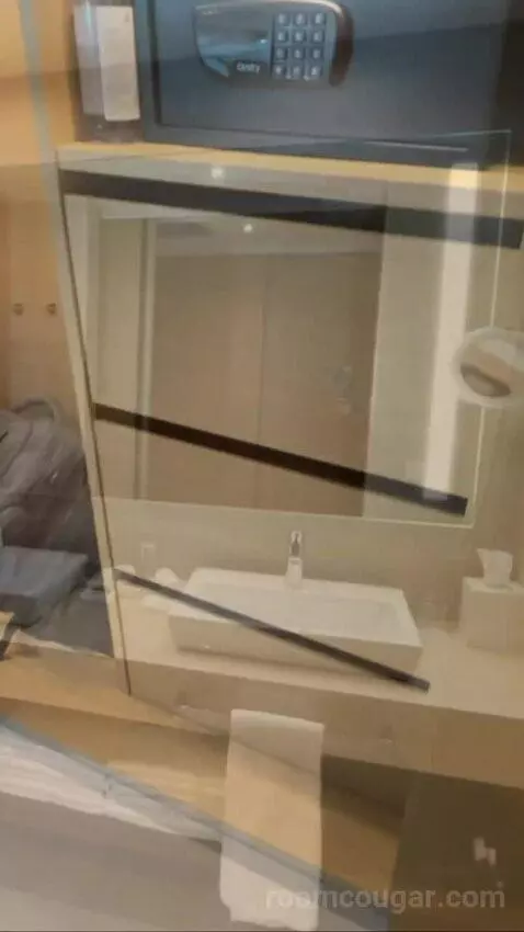 Ocean Front Jr Suite bathroom picture #1