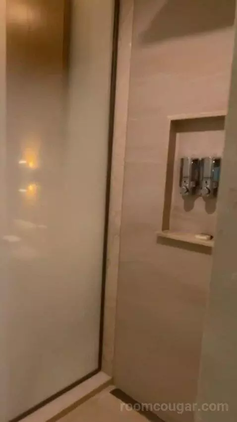 Ocean Front Jr Suite bathroom picture #5