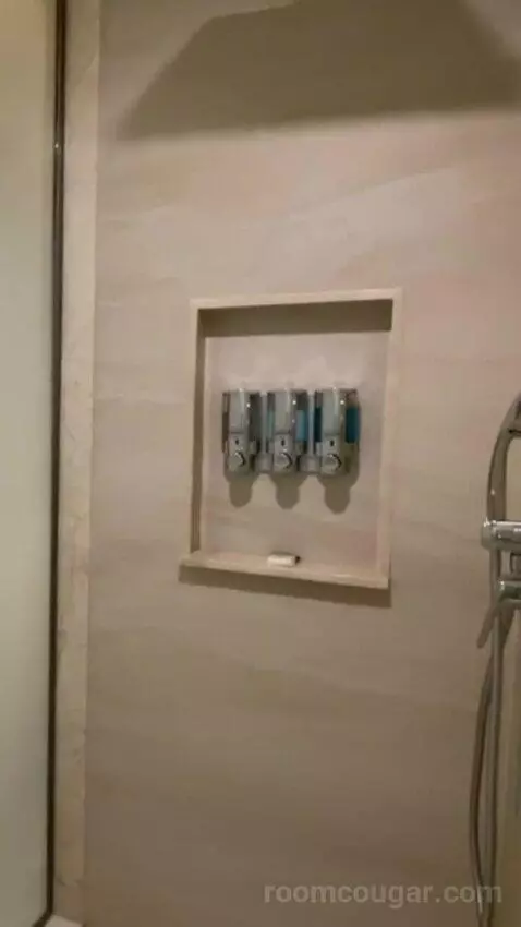 Ocean Front Jr Suite bathroom picture #8