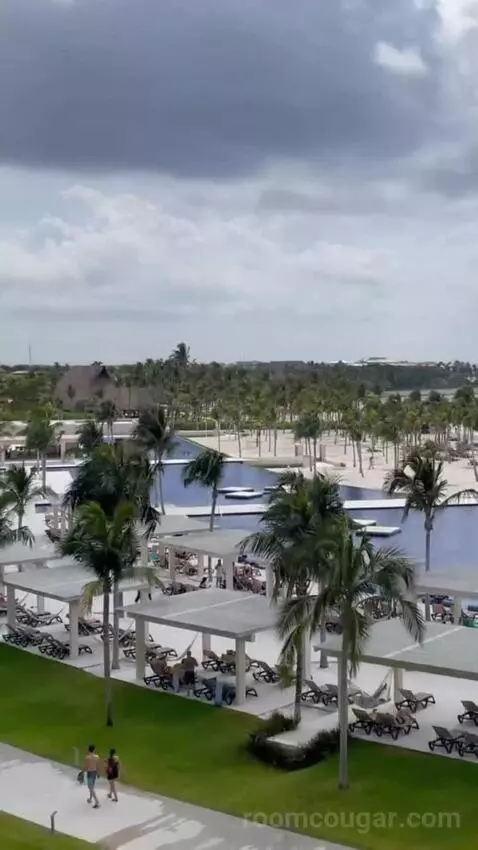Ocean Front Jr Suite view picture #6