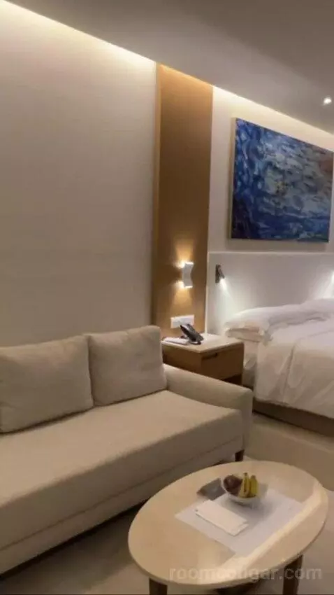 Ocean Front Jr Suite bed picture #7