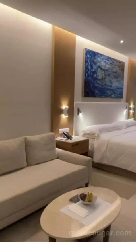 Ocean Front Jr Suite bed picture #11
