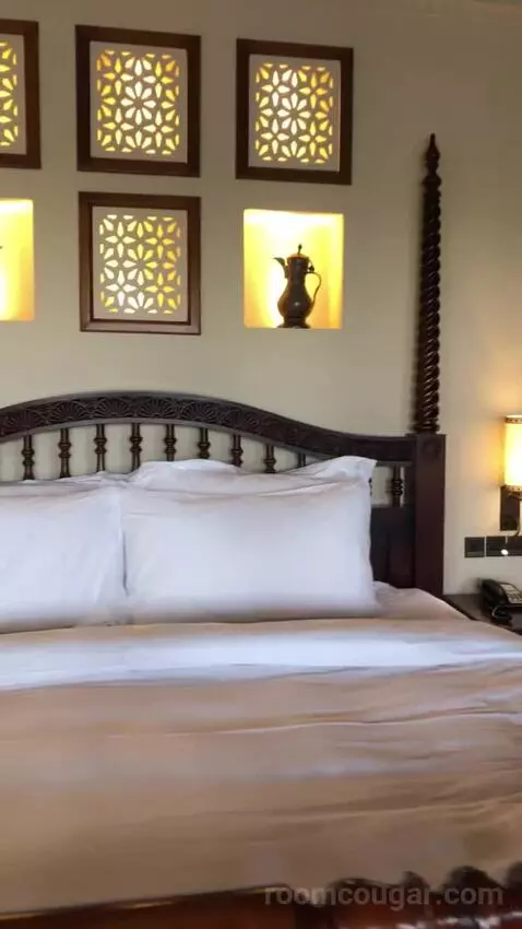 Bedouin Villa bed picture #2