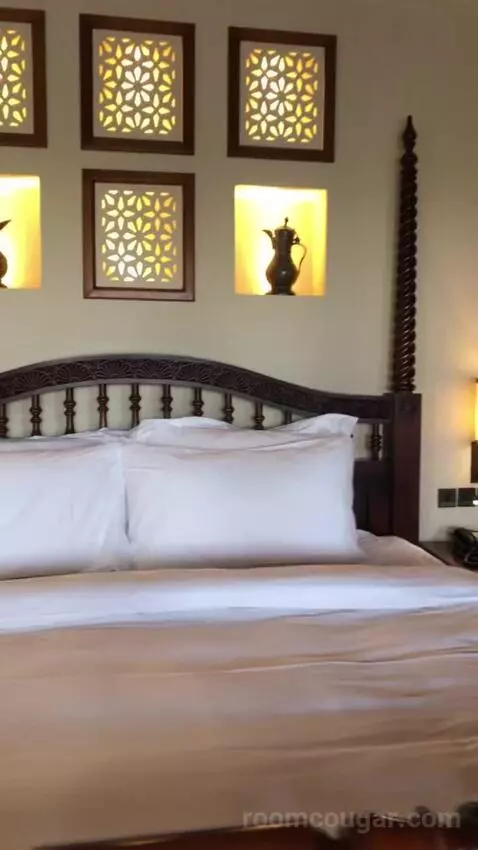 Bedouin Villa bed picture #3