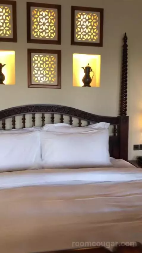 Bedouin Villa bed picture #4