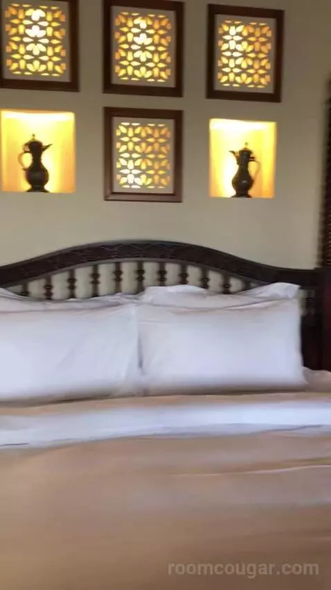 Bedouin Villa bed picture #7