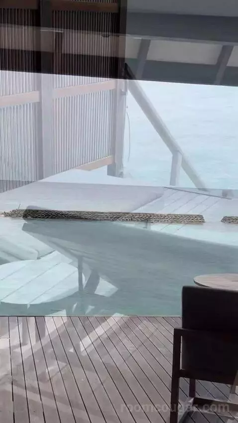 Ocean Jacuzzi Villa view picture #2
