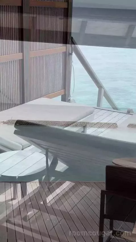 Ocean Jacuzzi Villa view picture #3