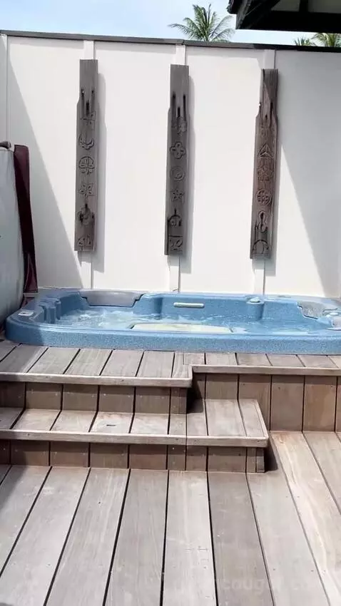 Ocean Jacuzzi Villa view picture #8