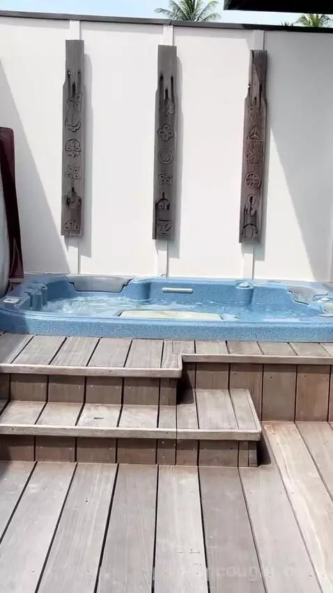 Ocean Jacuzzi Villa view picture #10
