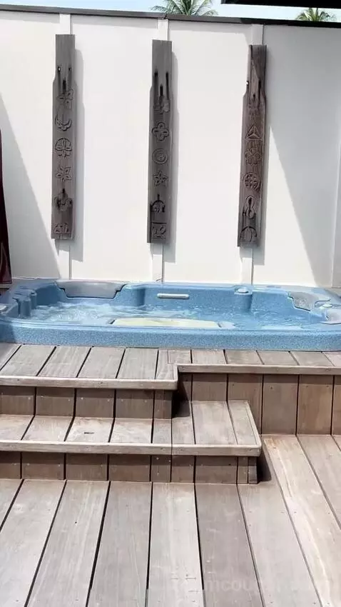 Ocean Jacuzzi Villa view picture #11