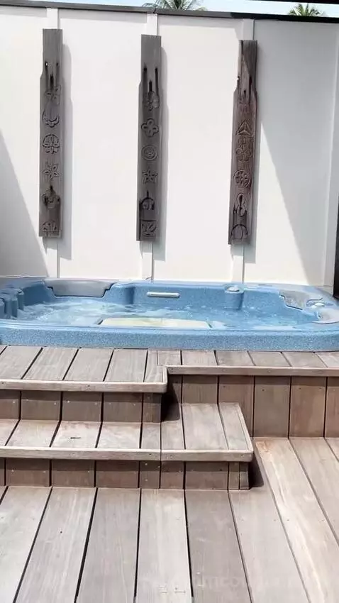 Ocean Jacuzzi Villa view picture #12