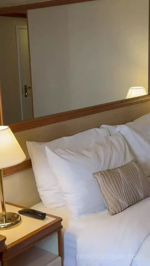 Balcony Cabin bed picture #8
