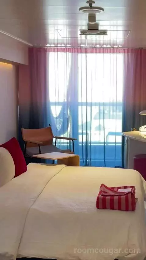 Balcony Cabin bed picture #1
