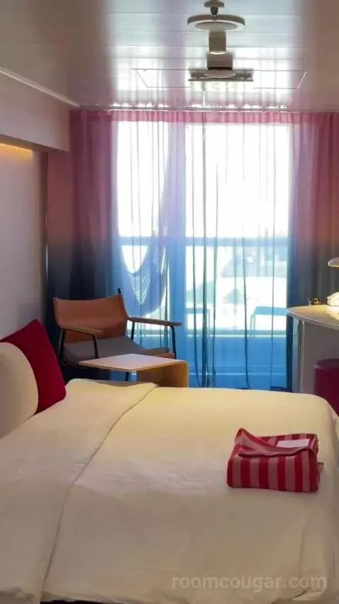 Balcony Cabin bed picture #3