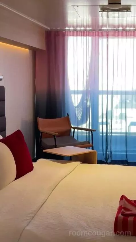 Balcony Cabin bed picture #6