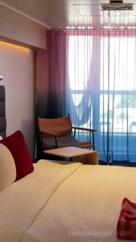 Balcony Cabin bed picture #7