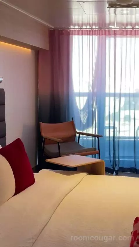 Balcony Cabin bed picture #11