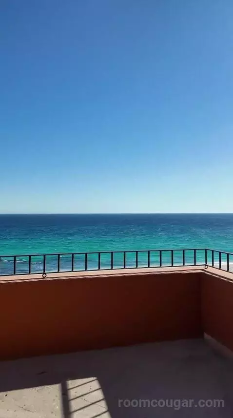 One Bedroom Suite - Ocean Front (#1401) view picture #6