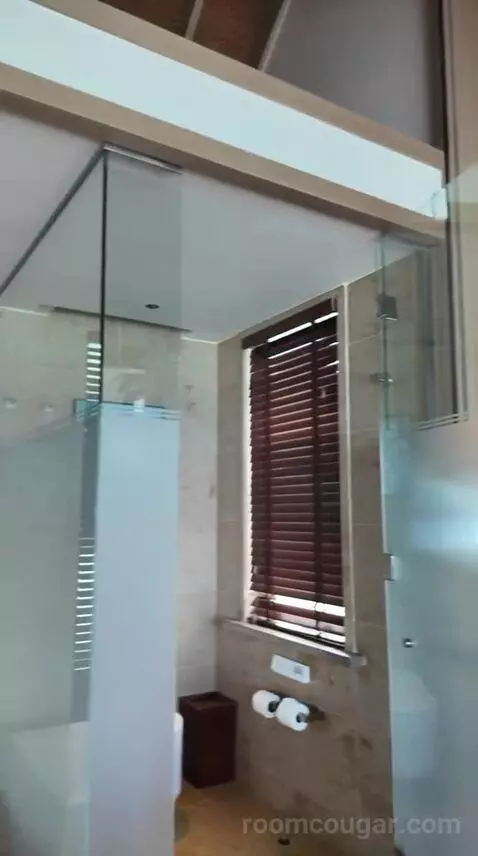 King Overwater Villa (#107) bathroom picture #11