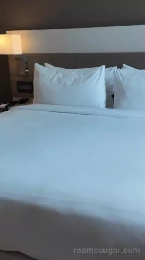 King Room (#603) bed picture #1