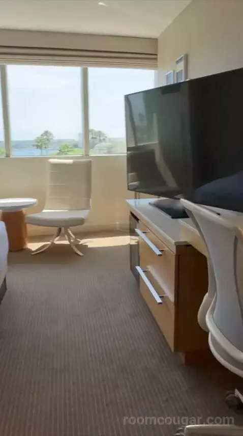 Double Room with Two Double Beds and Harbor View (#624) bed picture #5